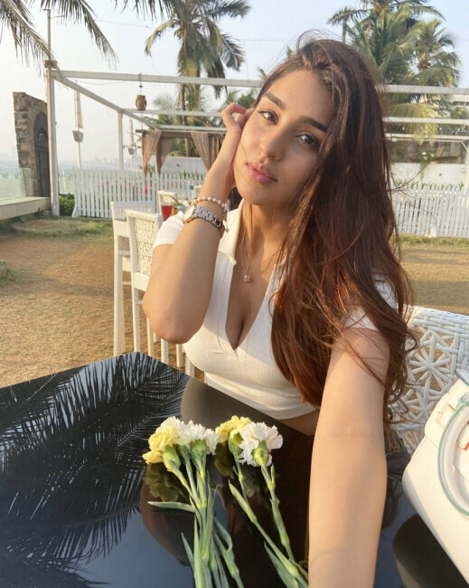 SEXY BOOTY BUTT AND BODY IN KALYANI (KOLKATA)