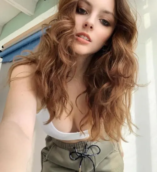 Top unrushed service hot sexy girl, real photos, short stay in East of Kailash Delhi